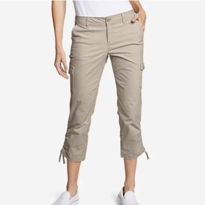 Eddie Bauer NWOT khaki cargo capris pants